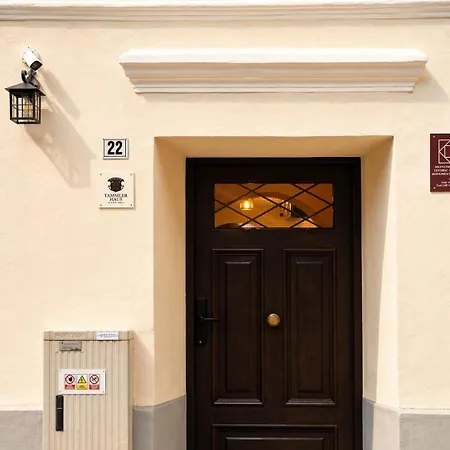 Tammler Haus - Old Town Boutique