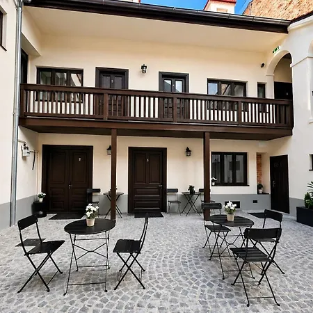Tammler Haus - Old Town Boutique